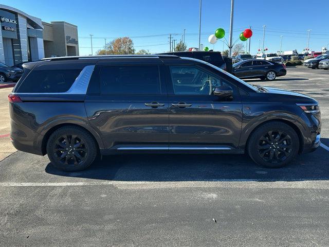 used 2024 Kia Carnival car, priced at $39,999