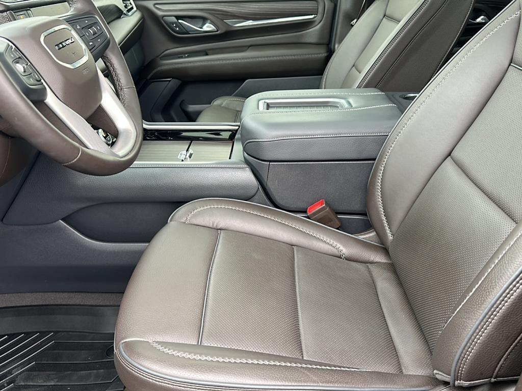 used 2023 GMC Yukon car, priced at $68,000