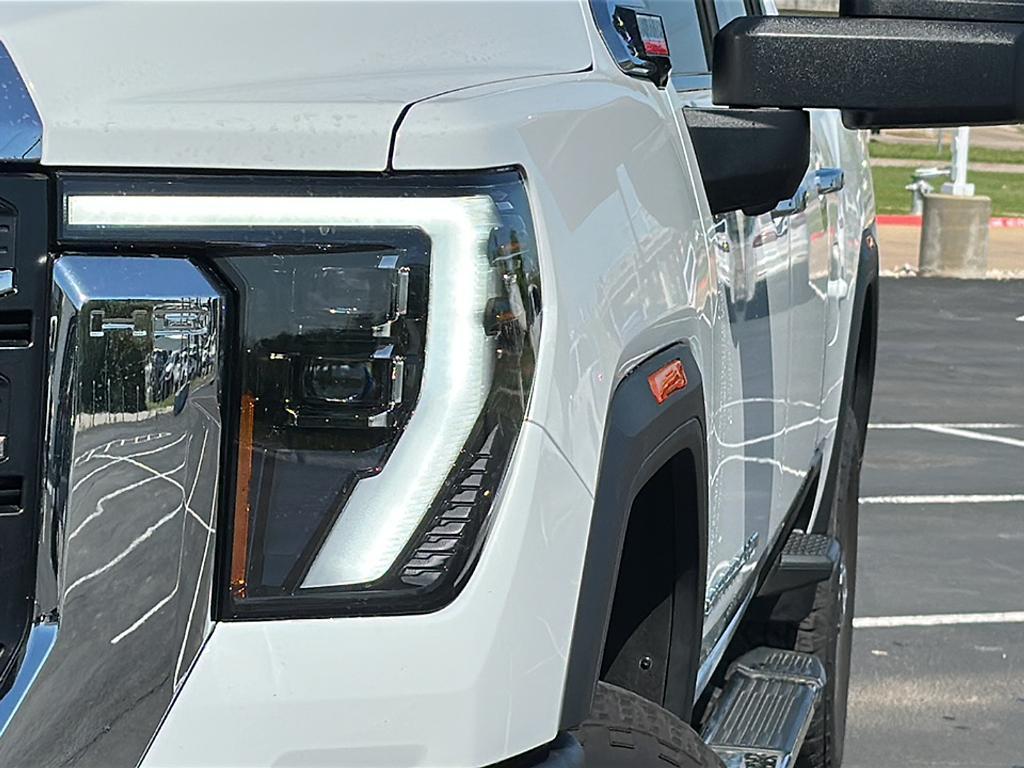 used 2025 GMC Sierra 2500 car, priced at $74,869