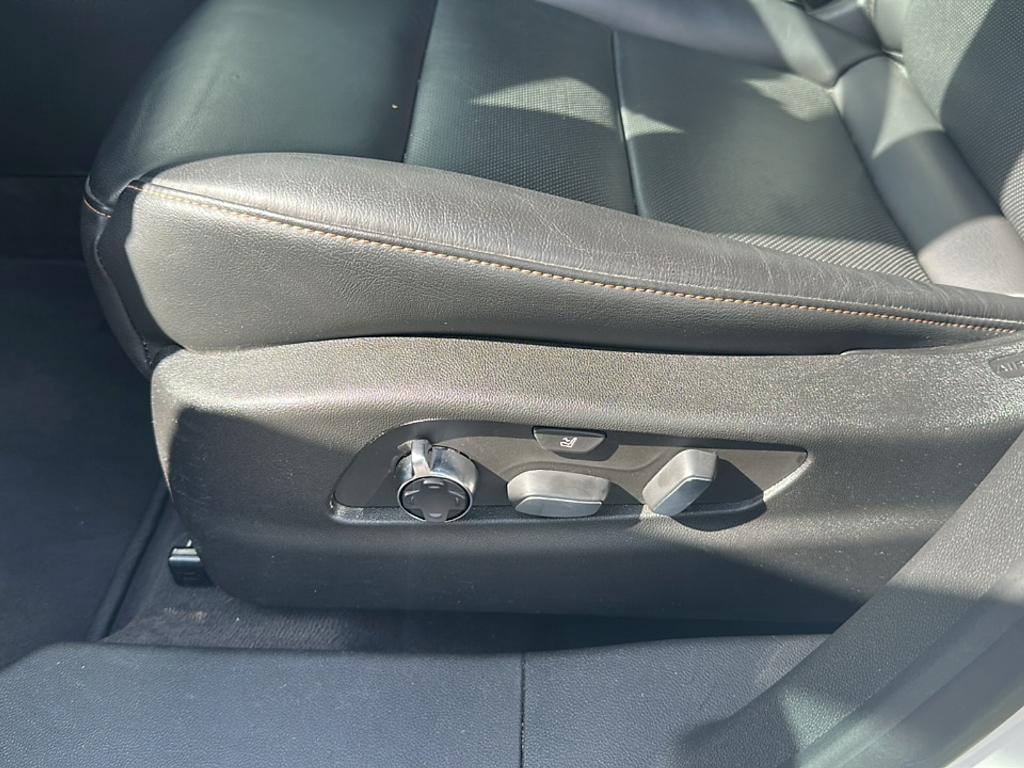 used 2023 Cadillac XT4 car, priced at $29,269