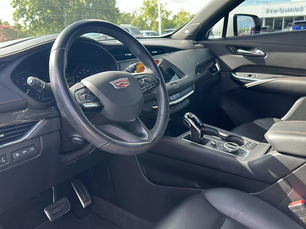 used 2023 Cadillac XT4 car, priced at $29,269