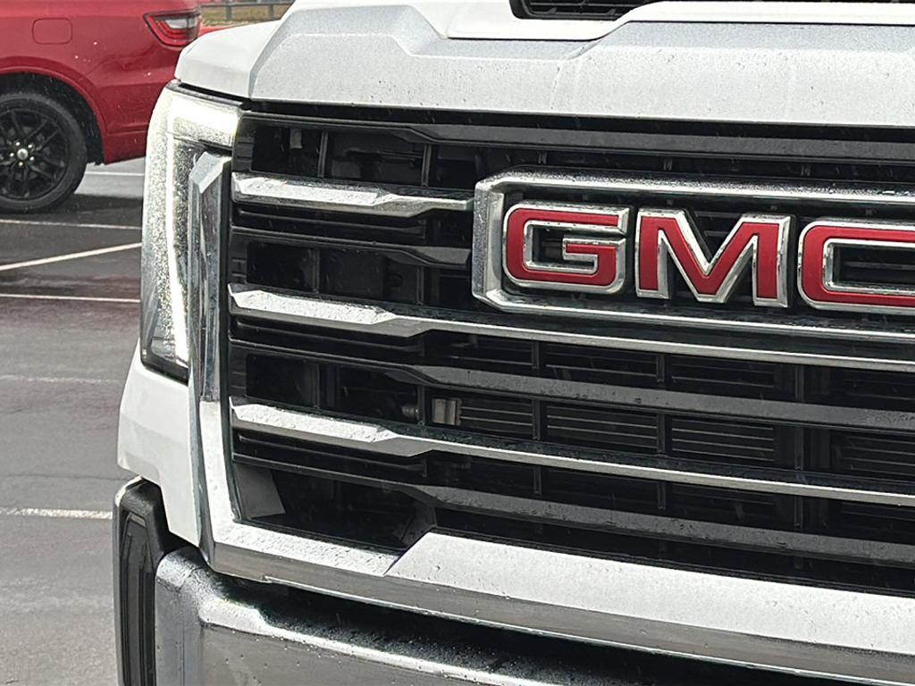 used 2024 GMC Sierra 2500 car, priced at $62,000