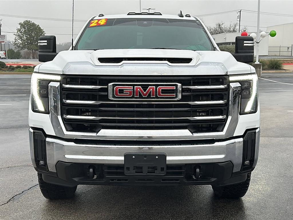 used 2024 GMC Sierra 2500 car, priced at $62,000