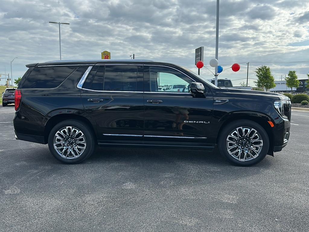 used 2023 GMC Yukon car