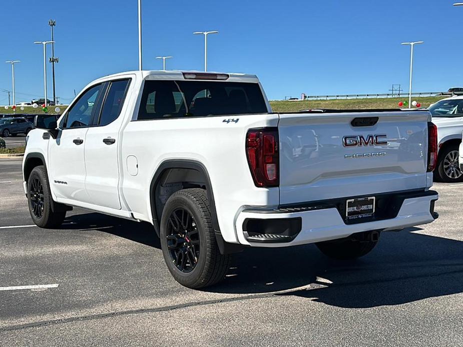 new 2024 GMC Sierra 1500 car, priced at $42,500