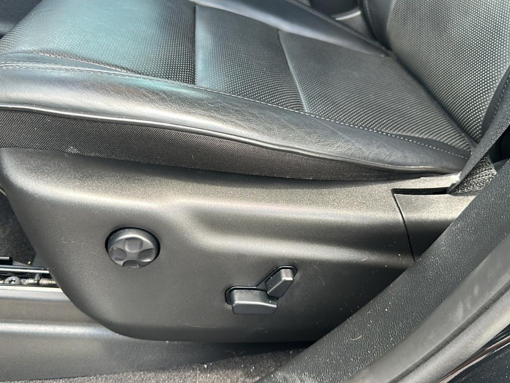 used 2020 Jeep Grand Cherokee car, priced at $34,999