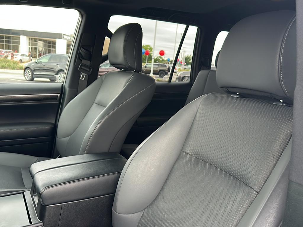used 2022 Lexus GX 460 car, priced at $52,869