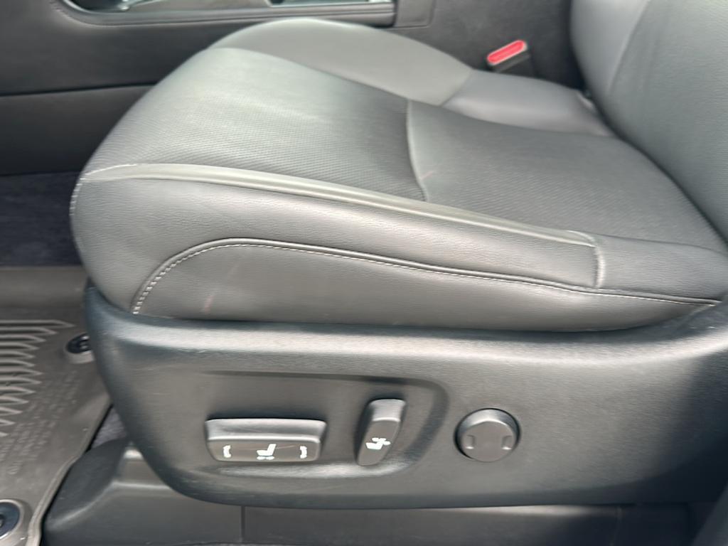 used 2022 Lexus GX 460 car, priced at $52,869