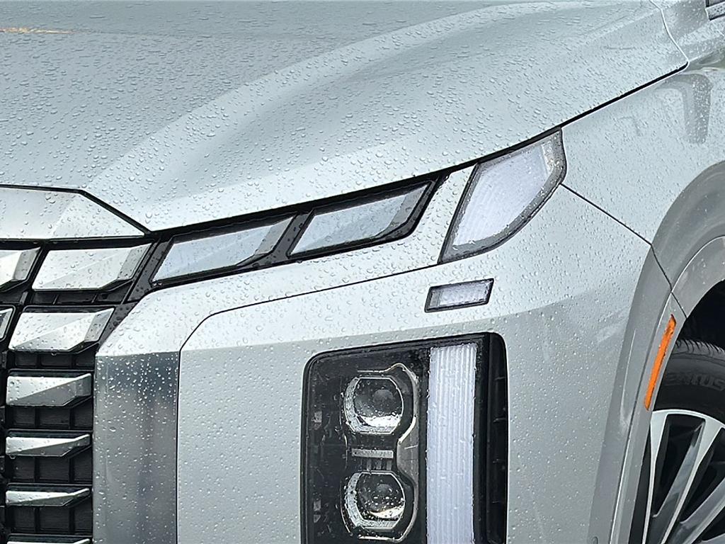 used 2024 Hyundai Palisade car, priced at $39,000