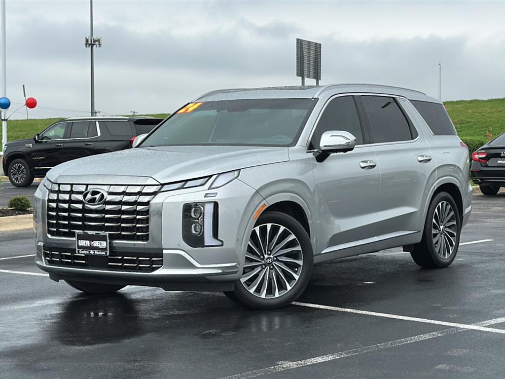 used 2024 Hyundai Palisade car, priced at $39,000