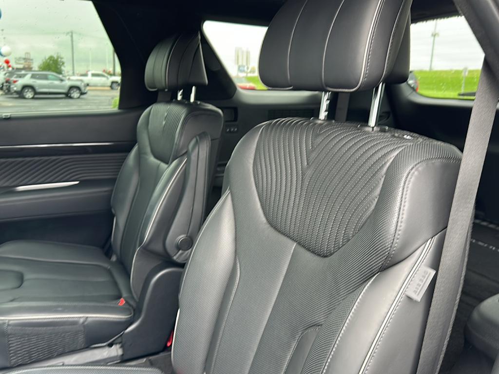 used 2024 Hyundai Palisade car, priced at $39,000