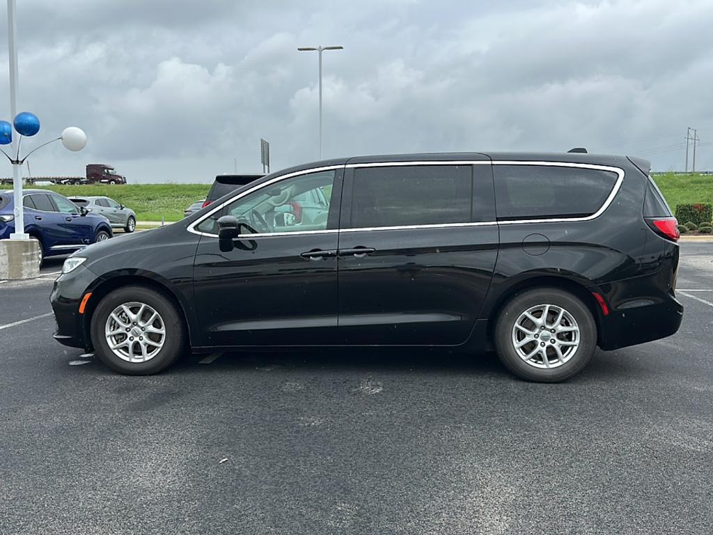 used 2023 Chrysler Pacifica car, priced at $23,500