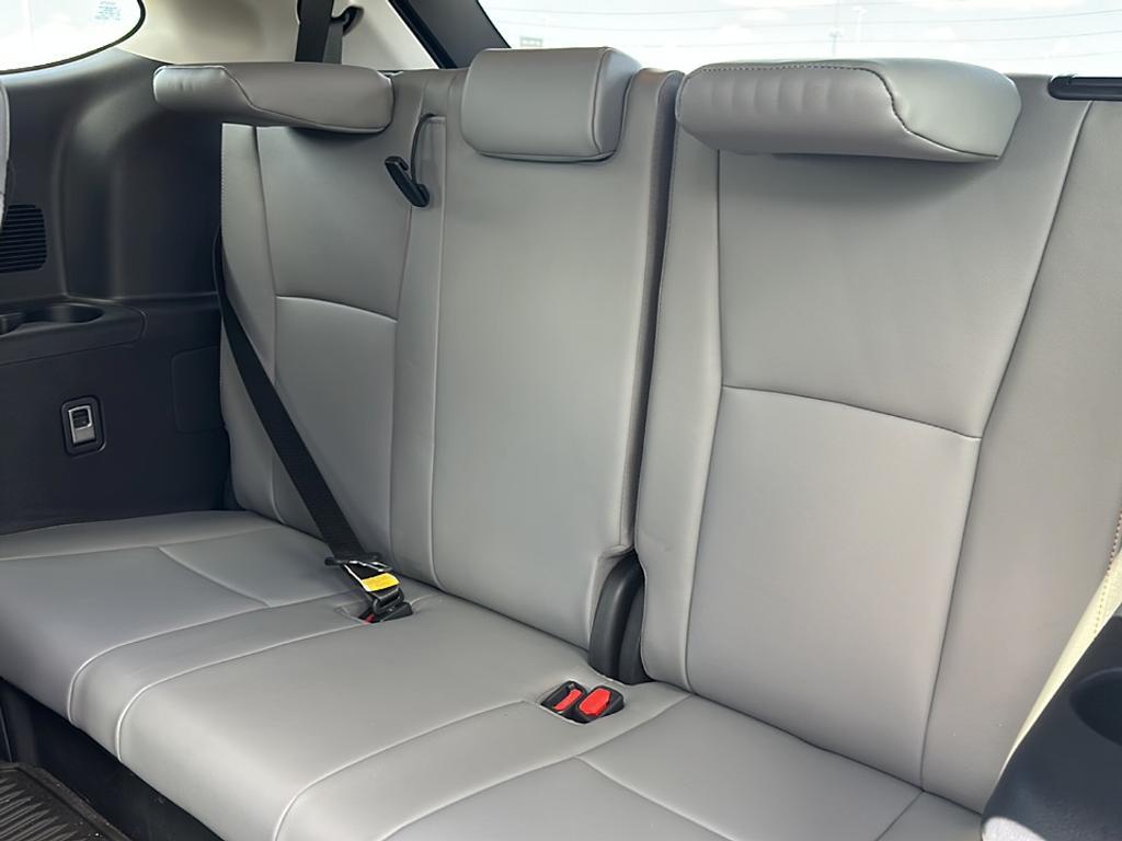 used 2023 Toyota Highlander Hybrid car, priced at $43,000