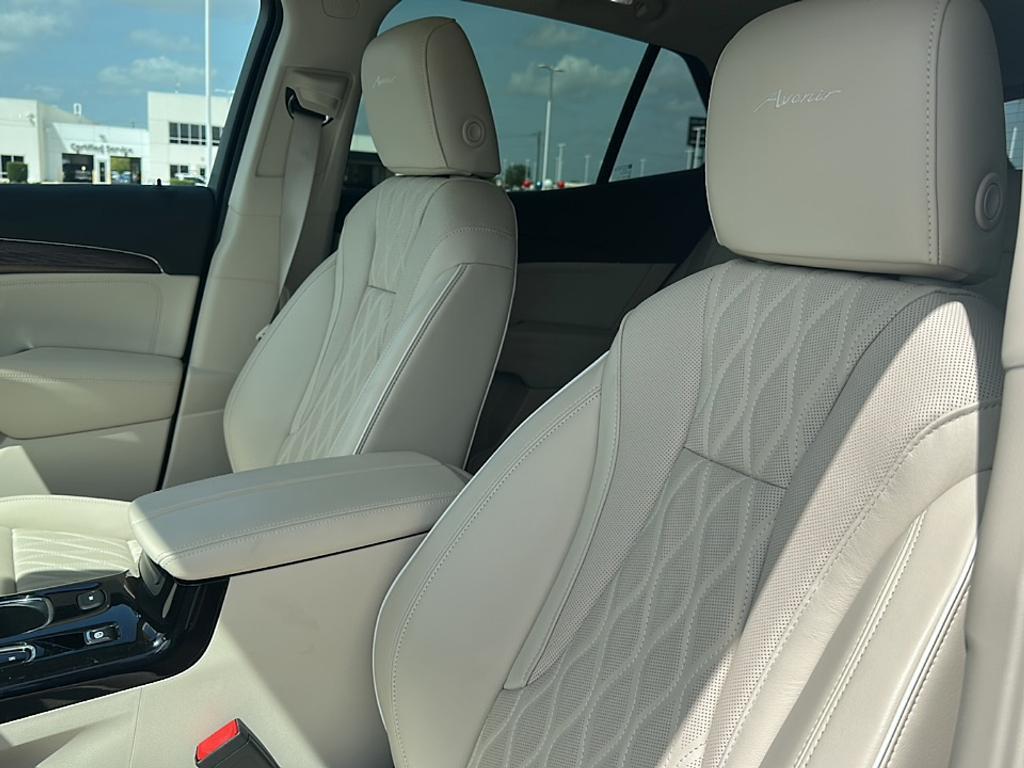used 2023 Buick Envision car, priced at $34,869