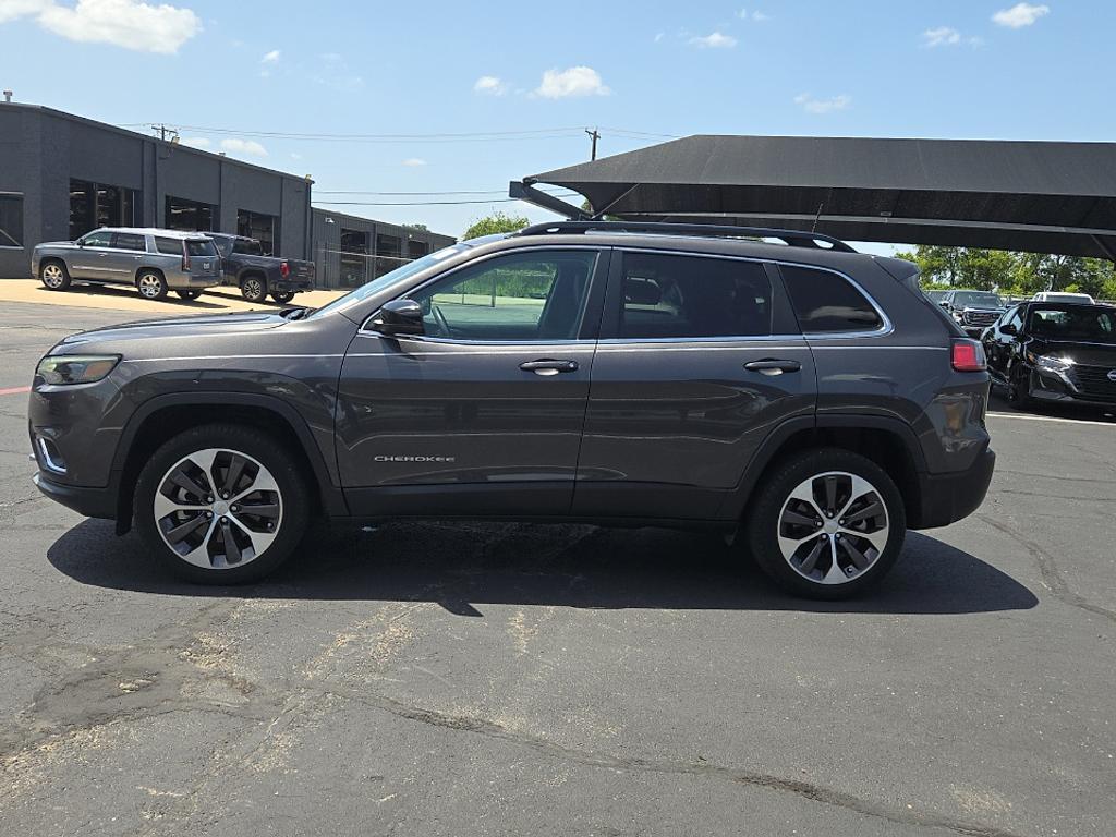 used 2022 Jeep Cherokee car, priced at $27,900
