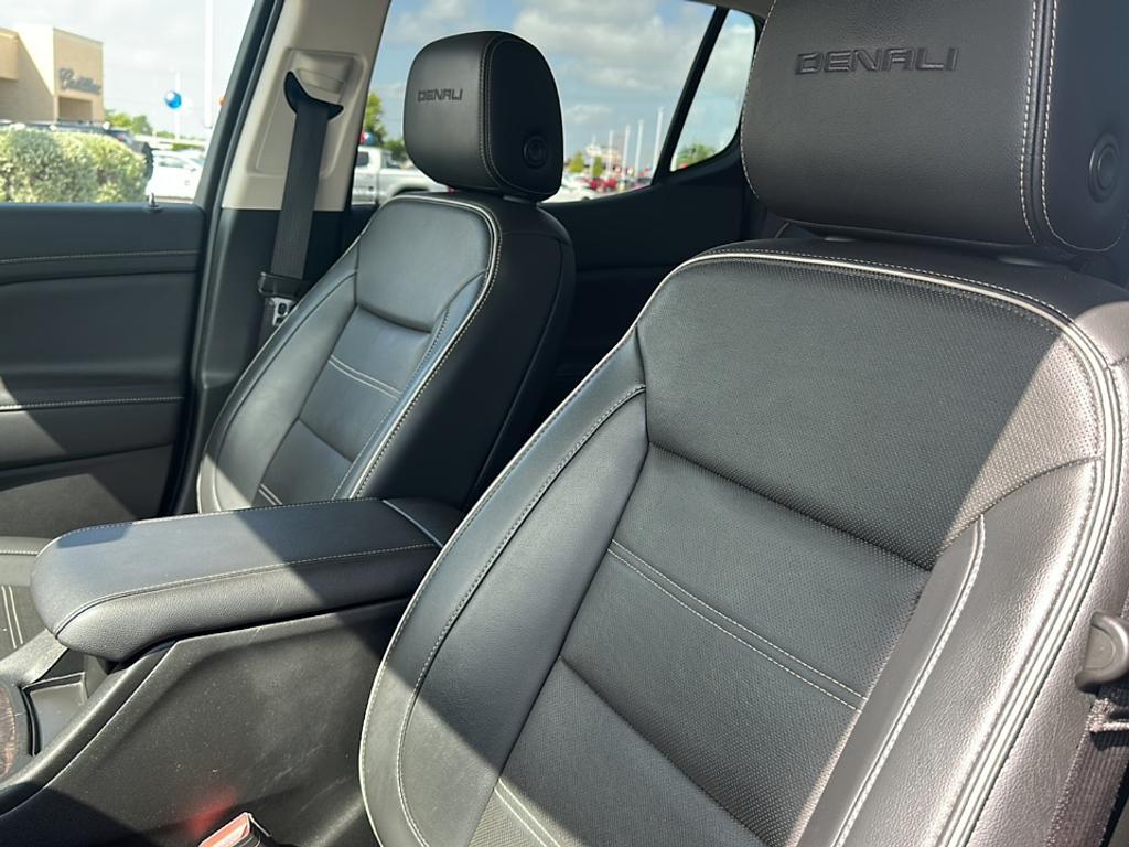 used 2023 GMC Acadia car, priced at $37,500