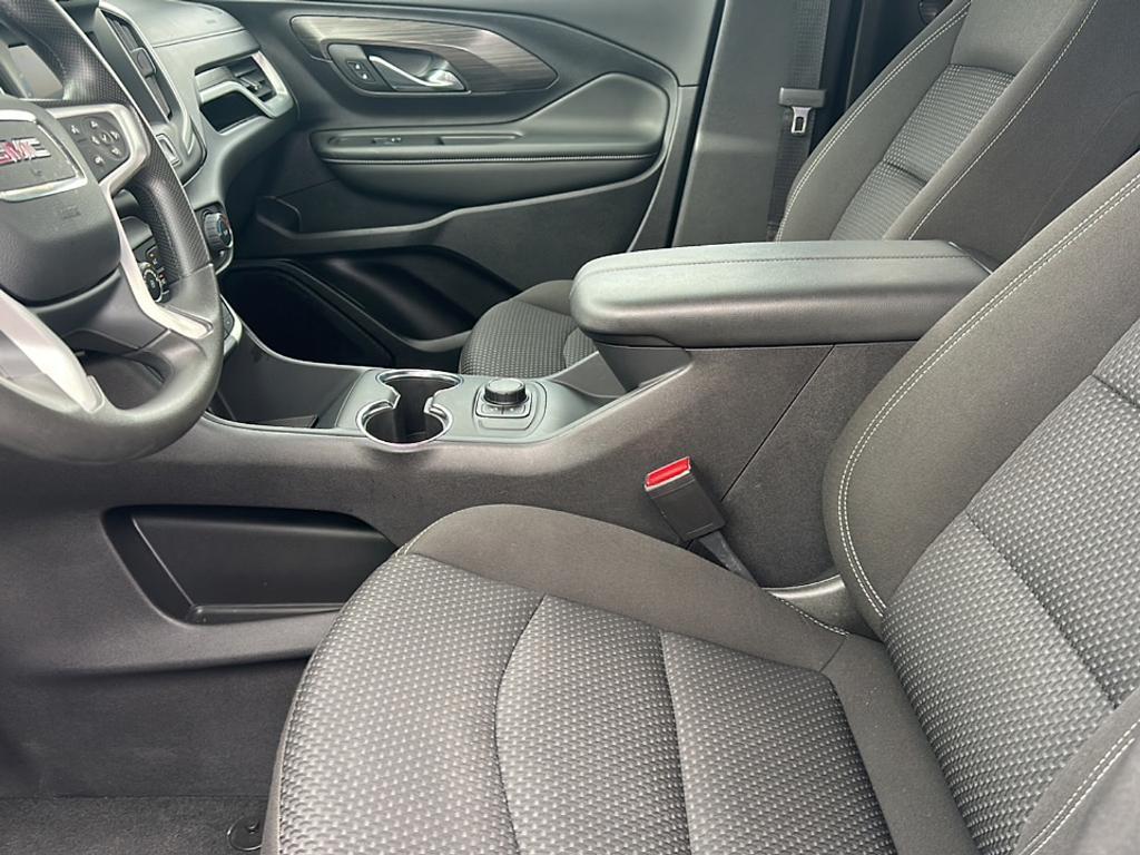 used 2024 GMC Terrain car, priced at $25,869