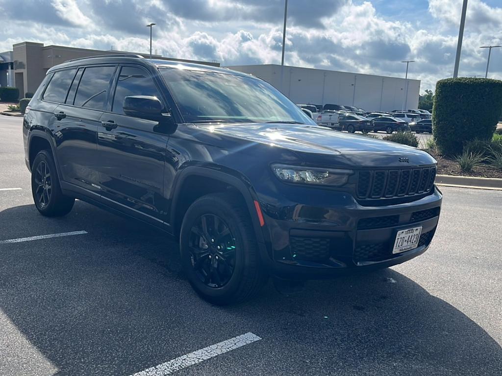 used 2024 Jeep Grand Cherokee L car, priced at $37,869
