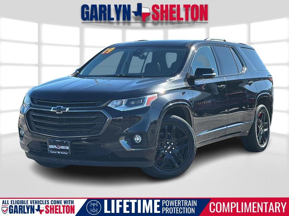 used 2019 Chevrolet Traverse car, priced at $27,895