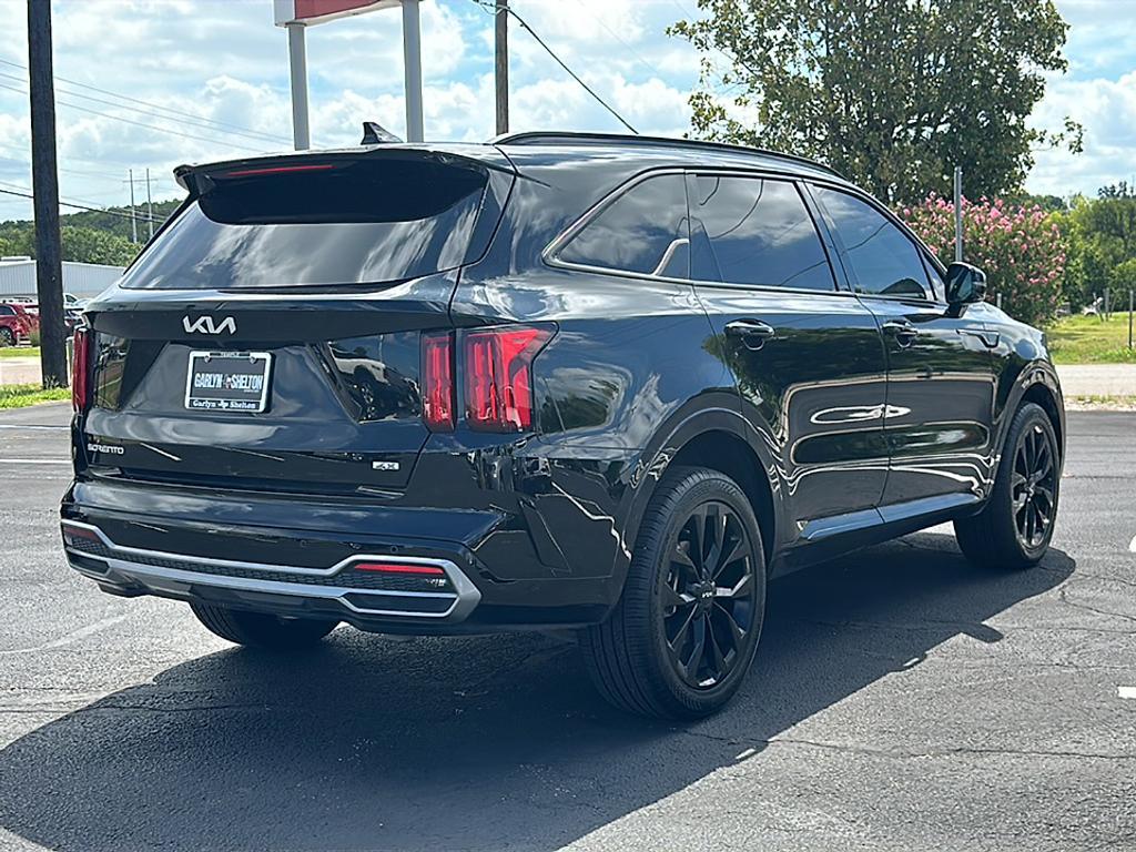 used 2023 Kia Sorento car, priced at $31,869