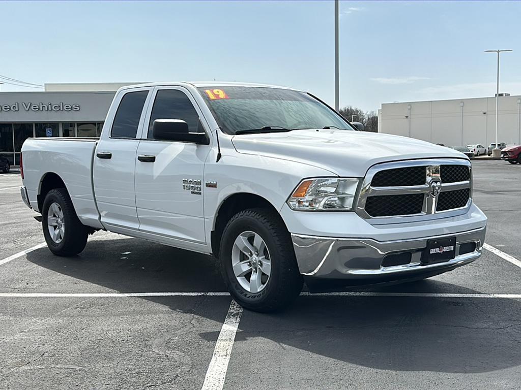 used 2019 Ram 1500 Classic car, priced at $18,569