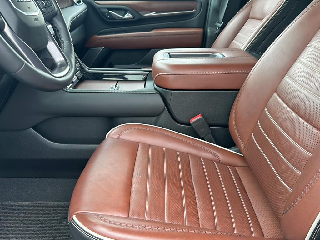used 2024 GMC Yukon car, priced at $82,000