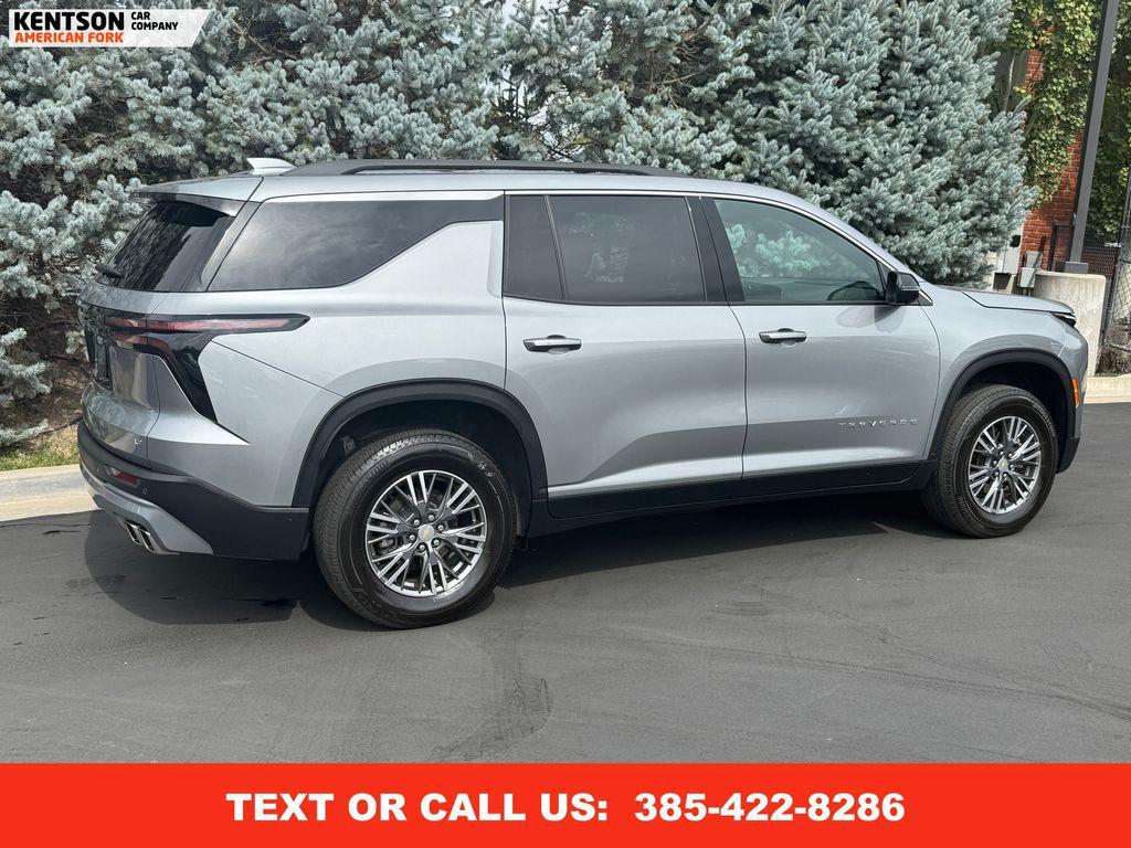 used 2024 Chevrolet Traverse car, priced at $38,950