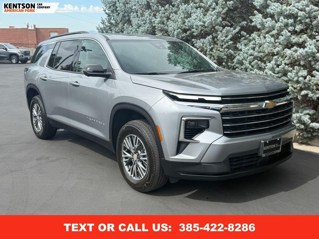 used 2024 Chevrolet Traverse car, priced at $38,950