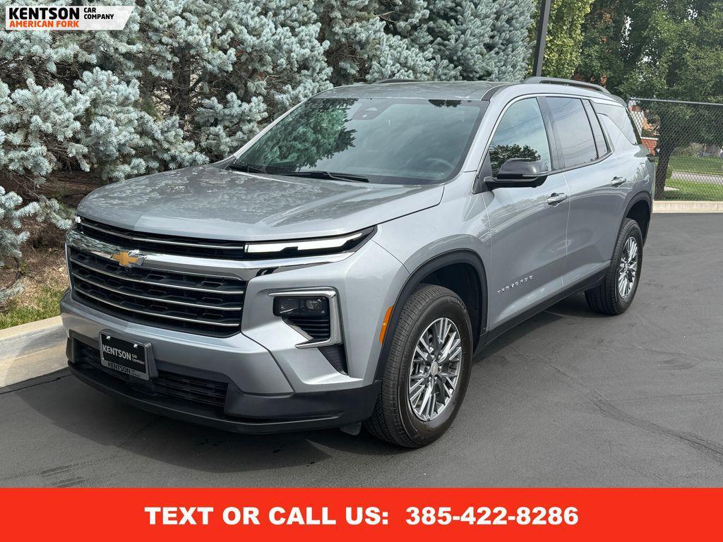 used 2024 Chevrolet Traverse car, priced at $38,950