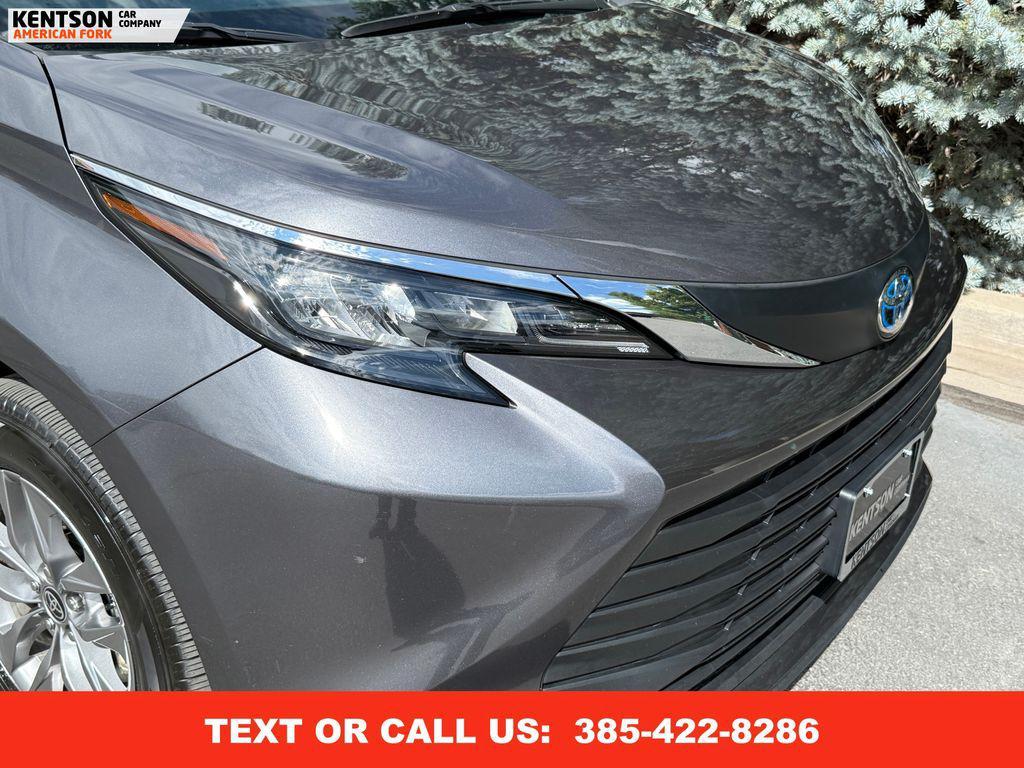 used 2025 Toyota Sienna car, priced at $40,950