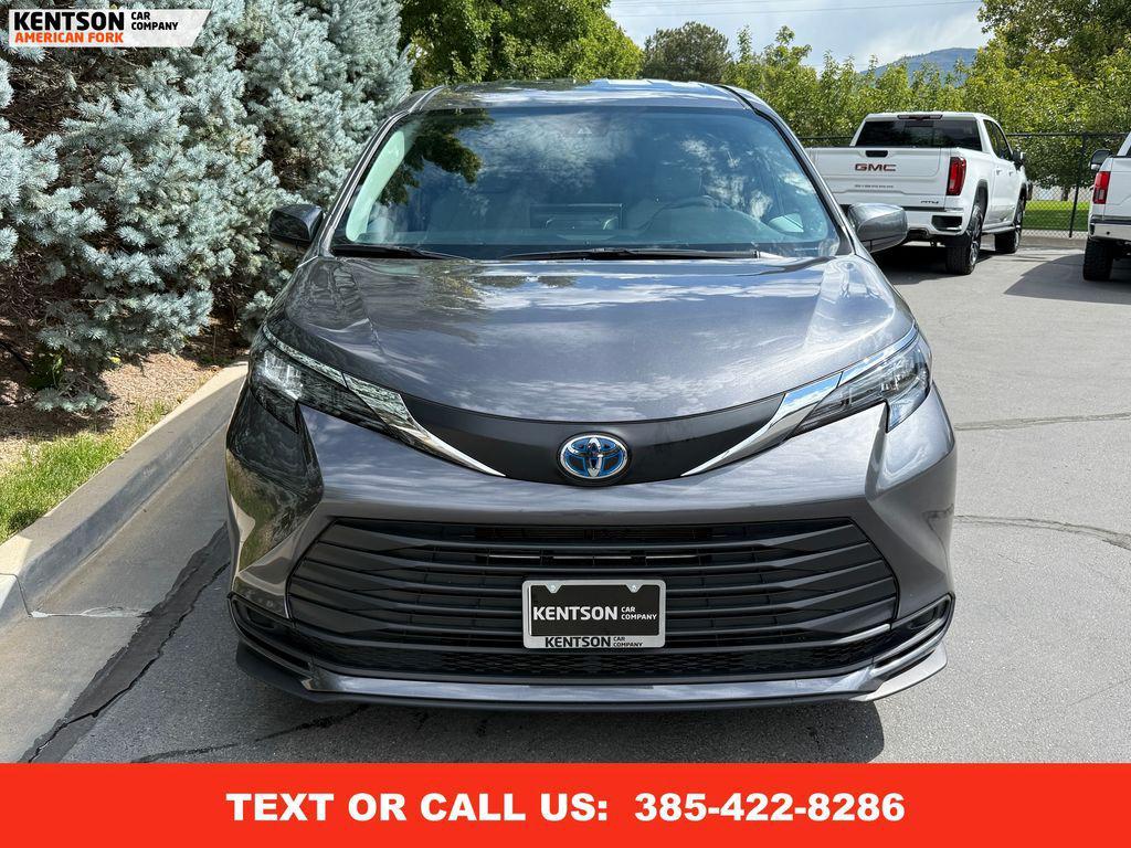 used 2025 Toyota Sienna car, priced at $40,950