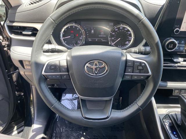 used 2023 Toyota Highlander car, priced at $35,950