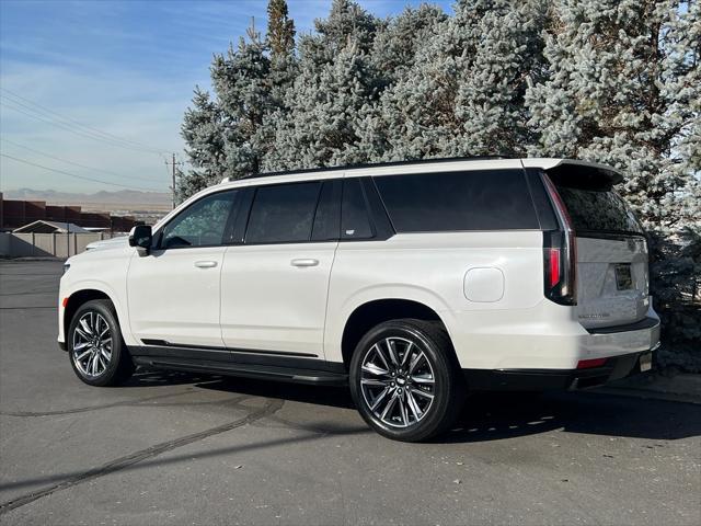 used 2022 Cadillac Escalade ESV car, priced at $79,950