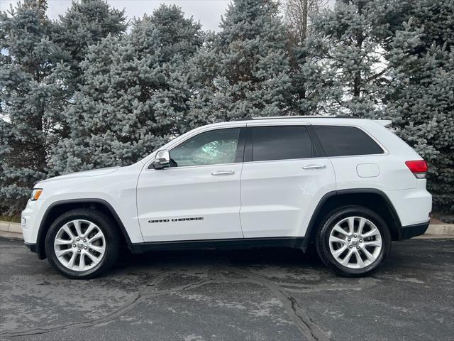 used 2017 Jeep Grand Cherokee car, priced at $15,550