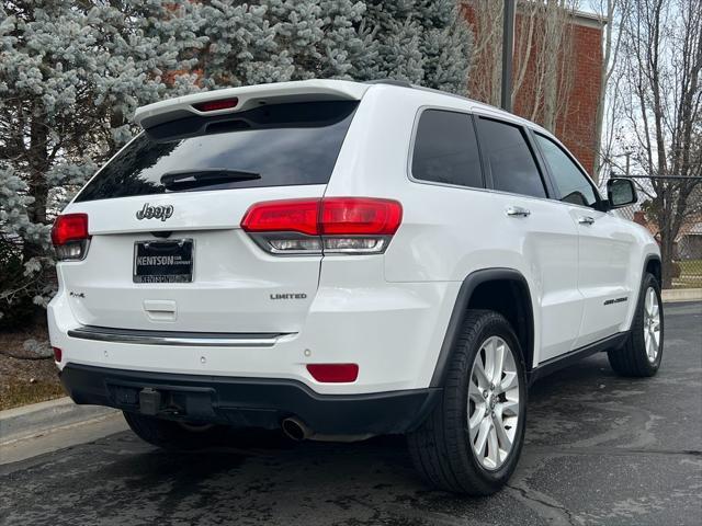 used 2017 Jeep Grand Cherokee car, priced at $15,550