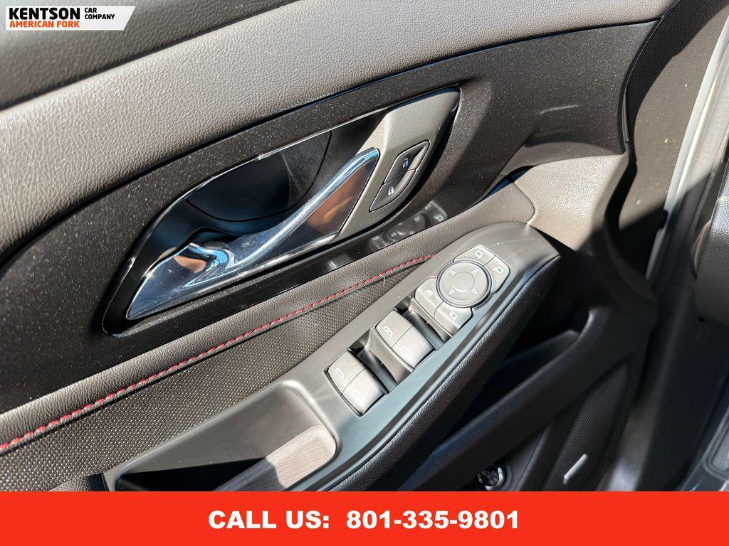 used 2023 Chevrolet Traverse car, priced at $39,405