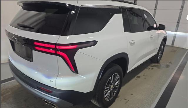 used 2024 Chevrolet Traverse car, priced at $42,950