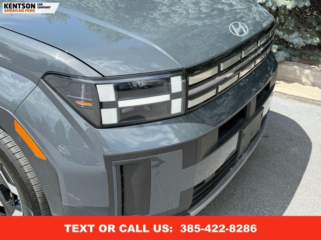 used 2025 Hyundai Santa Fe car, priced at $30,250