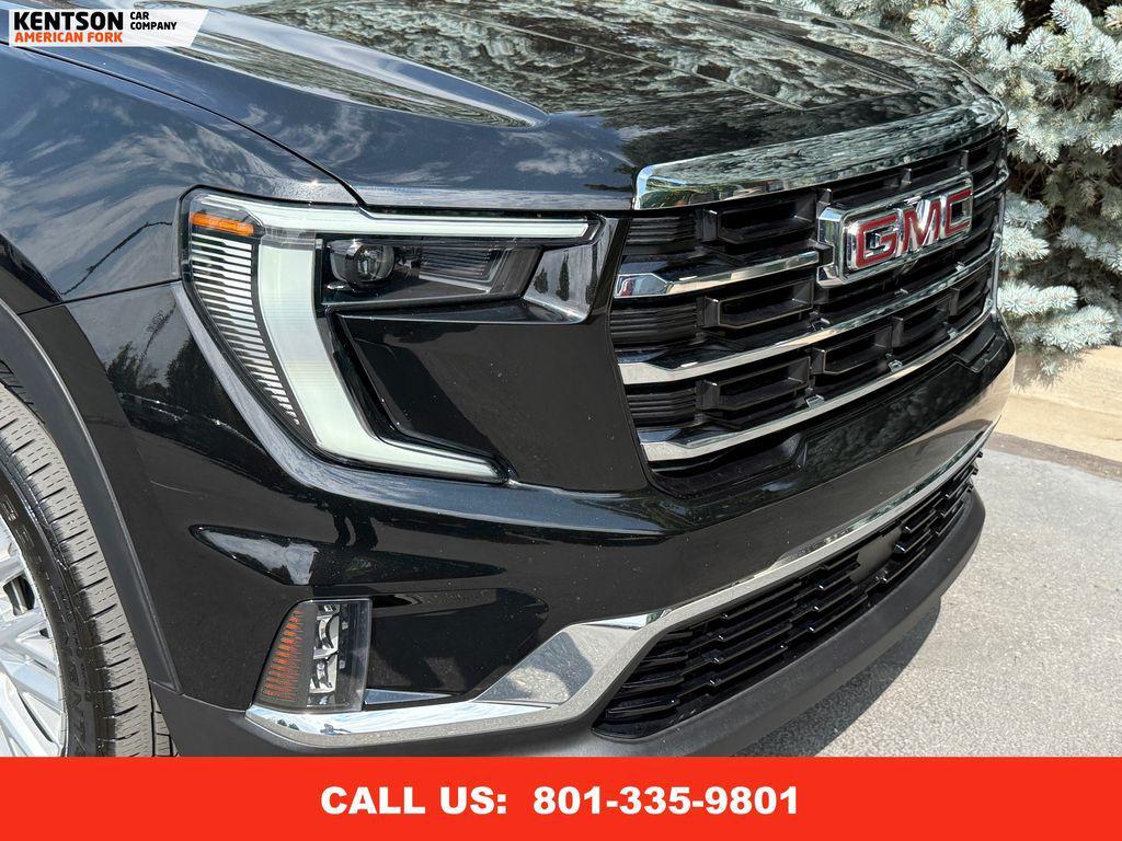 used 2024 GMC Acadia car, priced at $40,450