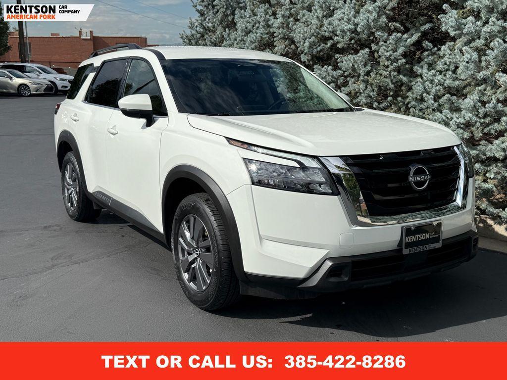 used 2025 Nissan Pathfinder car, priced at $31,550