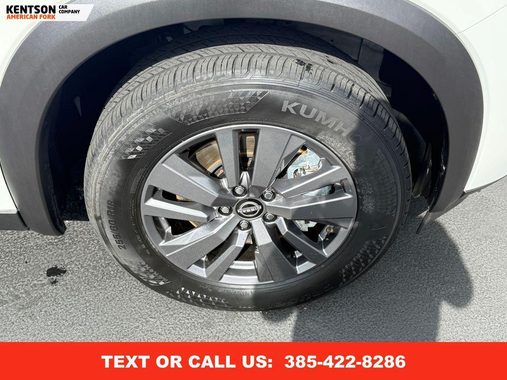 used 2025 Nissan Pathfinder car, priced at $31,550