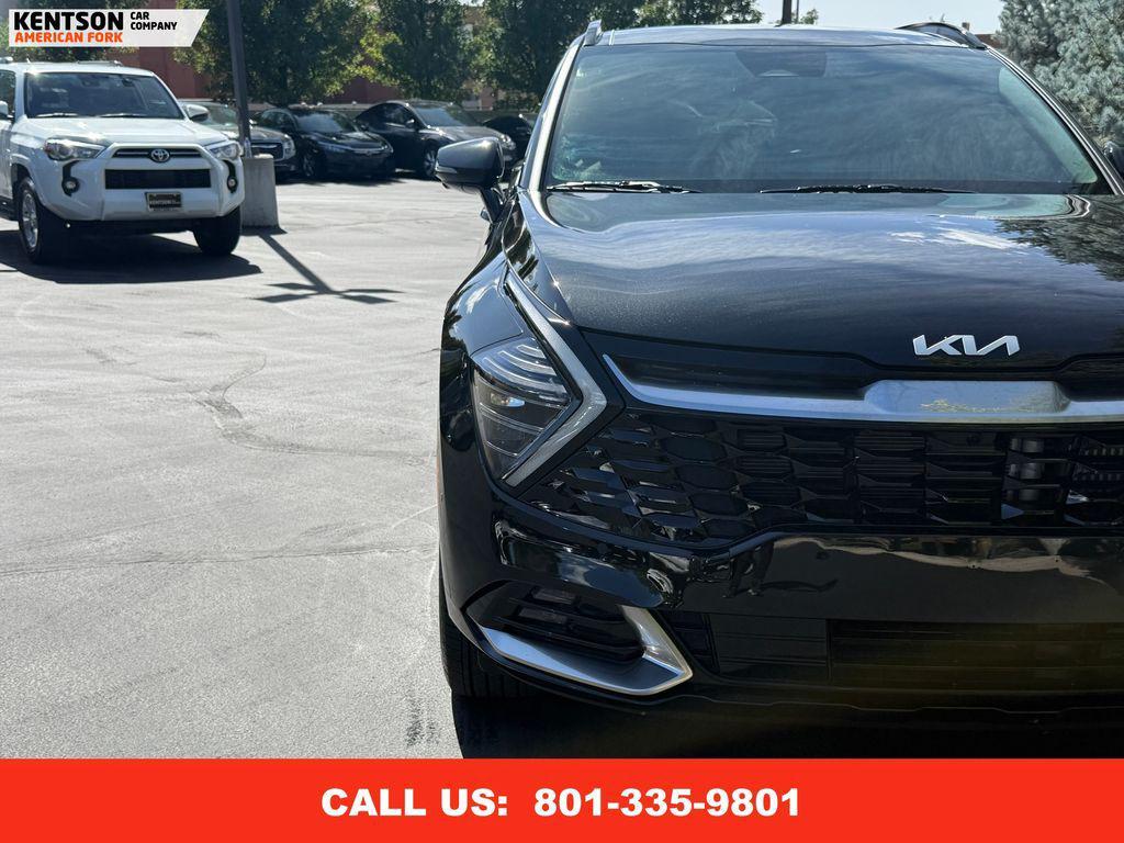 used 2025 Kia Sportage Hybrid car, priced at $32,150