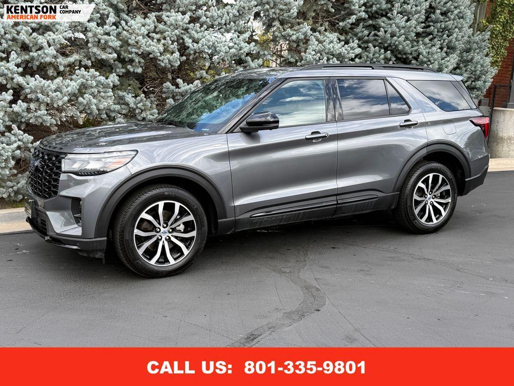 used 2025 Ford Explorer car, priced at $40,950