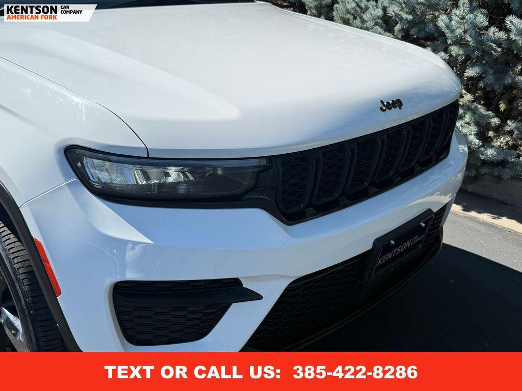 used 2023 Jeep Grand Cherokee car, priced at $29,250