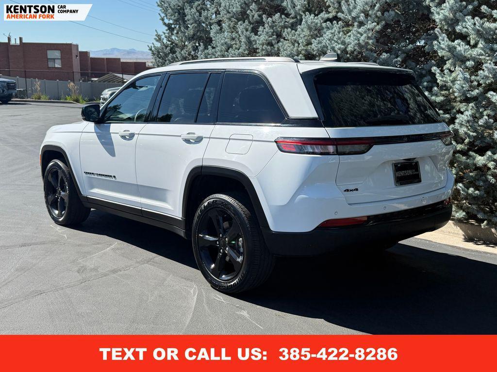 used 2023 Jeep Grand Cherokee car, priced at $29,250