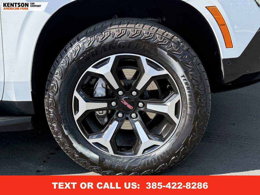 used 2025 GMC Yukon XL car, priced at $74,550