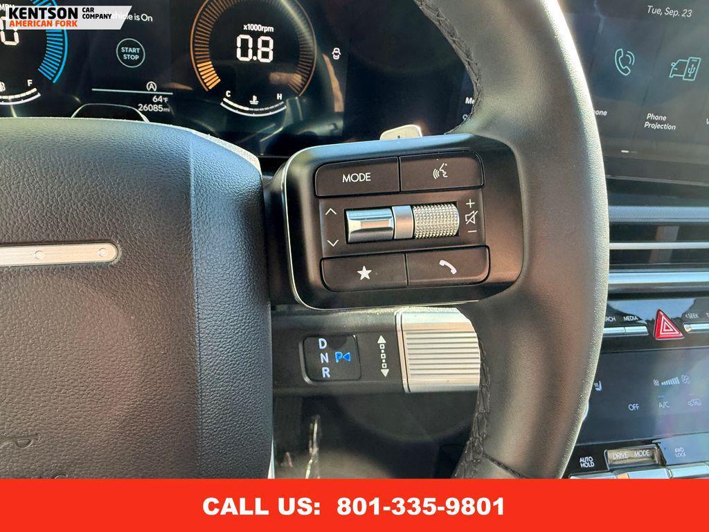 used 2025 Hyundai Santa Fe car, priced at $30,550