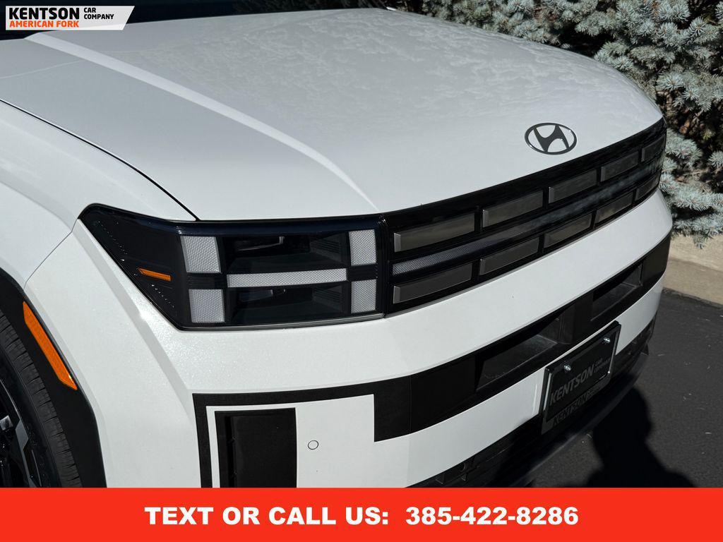 used 2025 Hyundai Santa Fe car, priced at $29,550