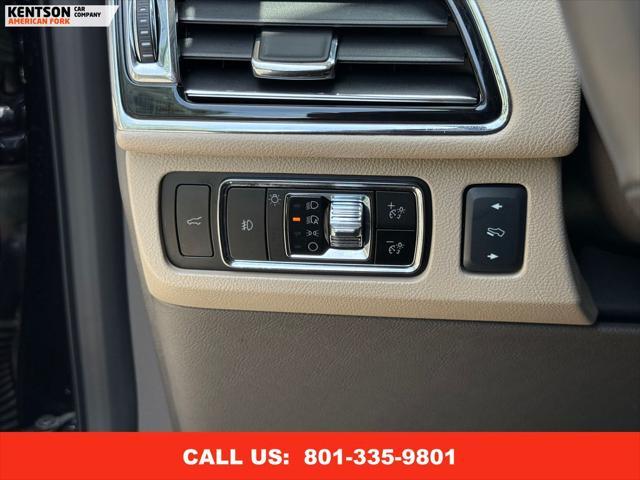 used 2024 Lincoln Navigator car, priced at $72,550