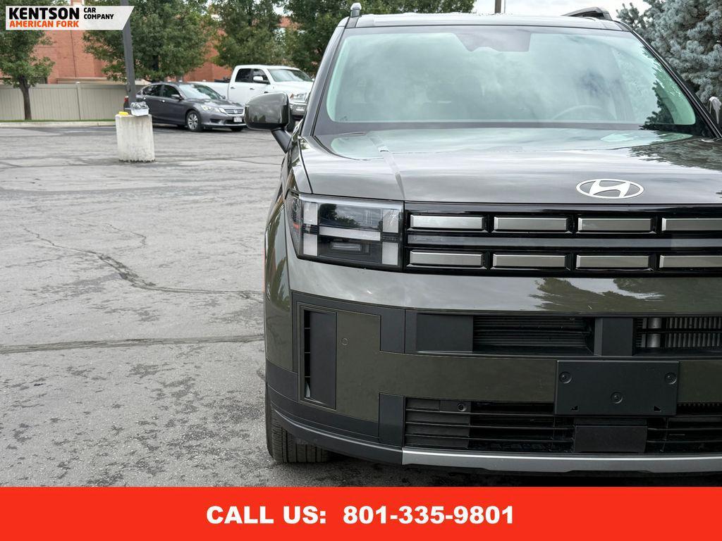 used 2025 Hyundai Santa Fe car, priced at $30,950